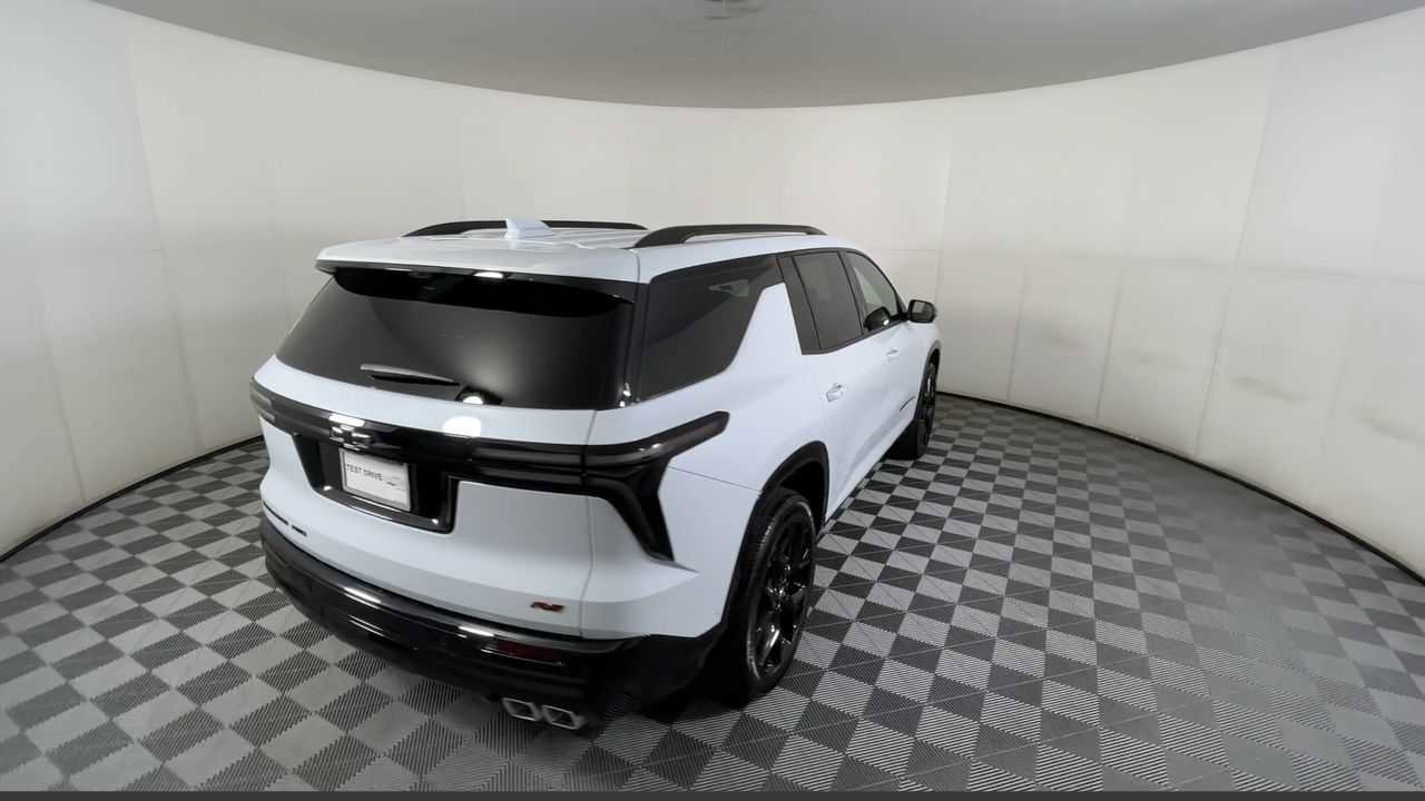 New 2026 Chevrolet Traverse RS w/ LPO, Floor Liner Package image 13