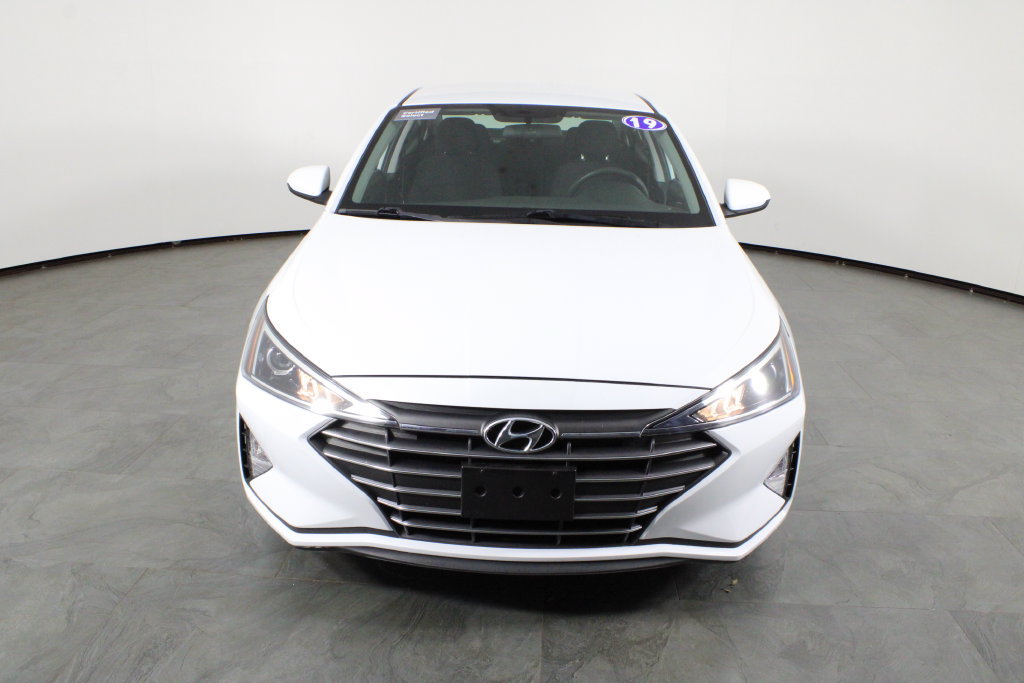 Used 2019 Hyundai Elantra SE w/ Cargo Package FWD image 13