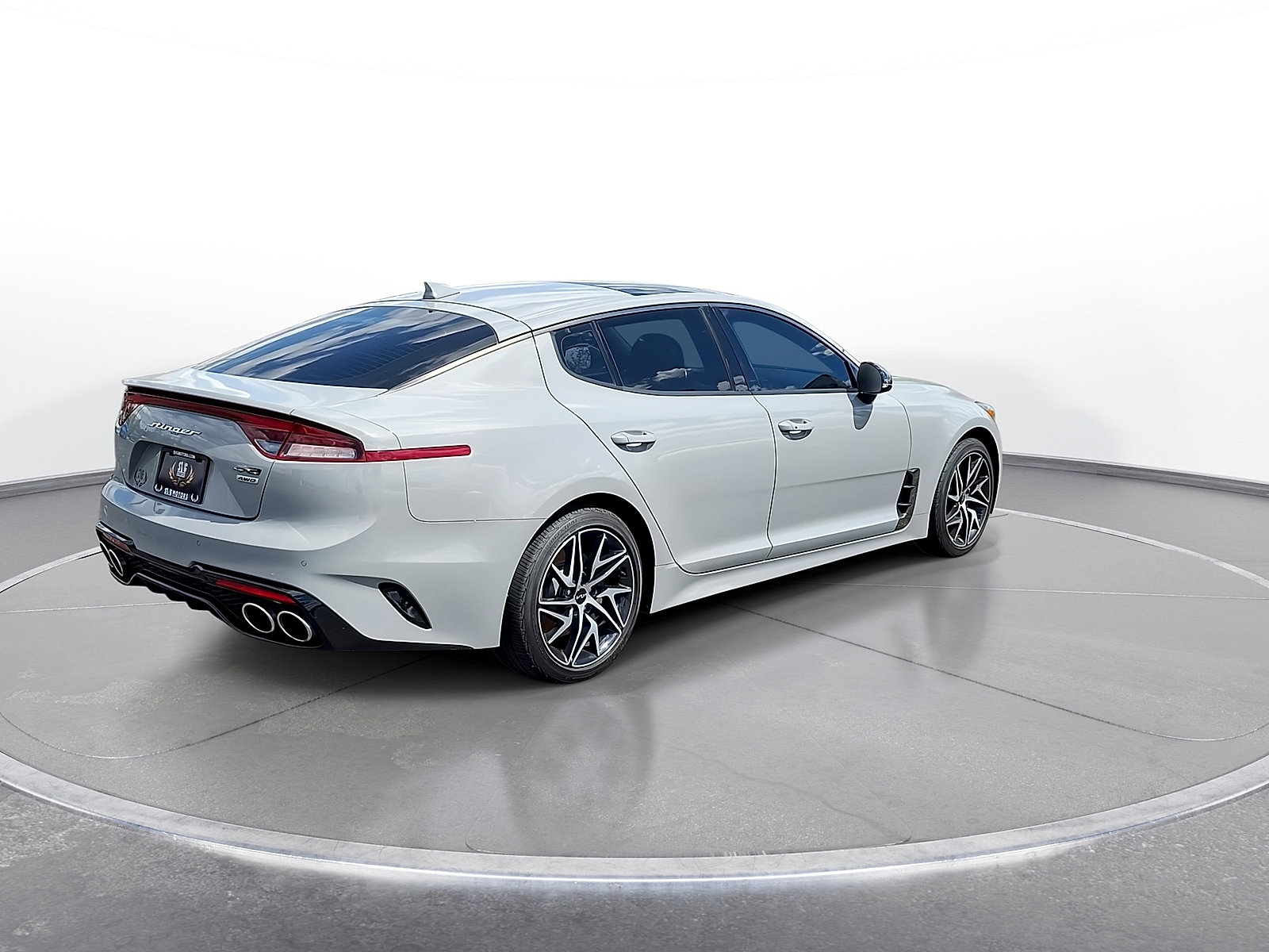 Used 2022 Kia Stinger GT-Line w/ Sun & Sound Package AWD/4WD image 8