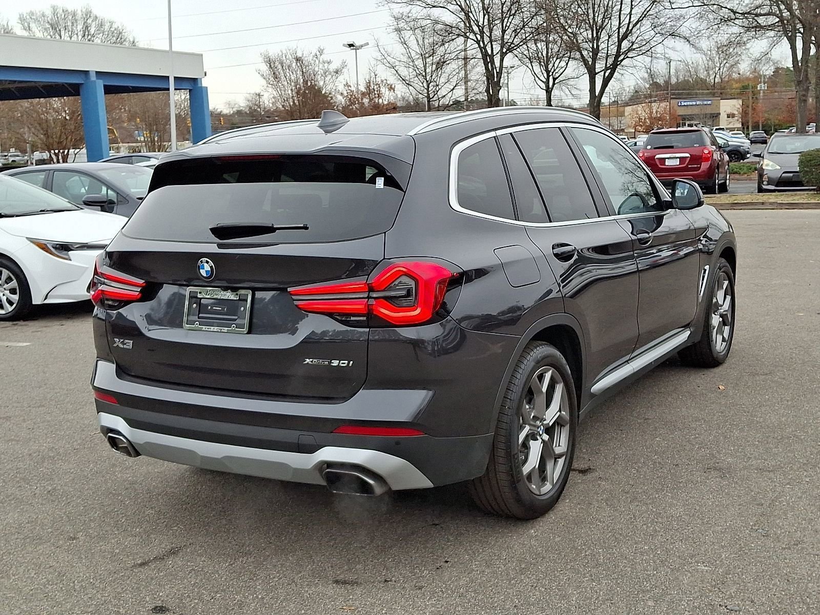 Used 2024 BMW X3 xDrive30i w/ Premium Package w/ZPA image 6