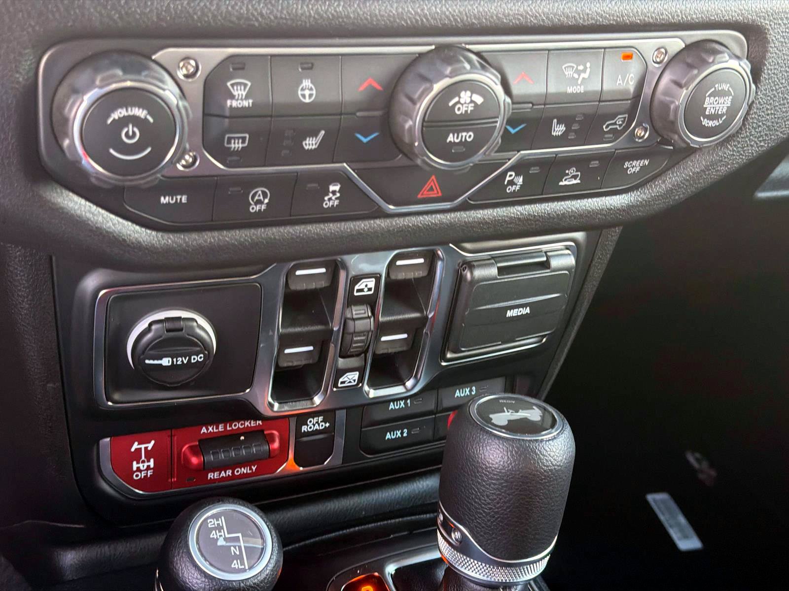 New 2026 Jeep Wrangler Unlimited Sport AWD/4WD image 18