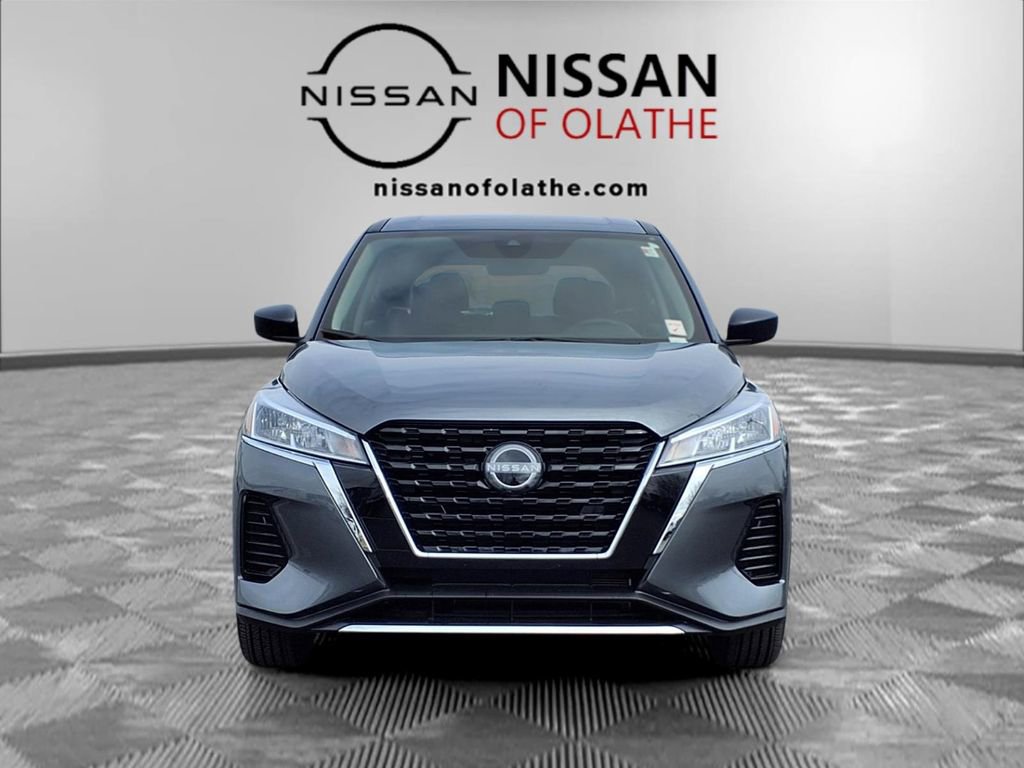 Certified 2025 Nissan Kicks Play S image 29