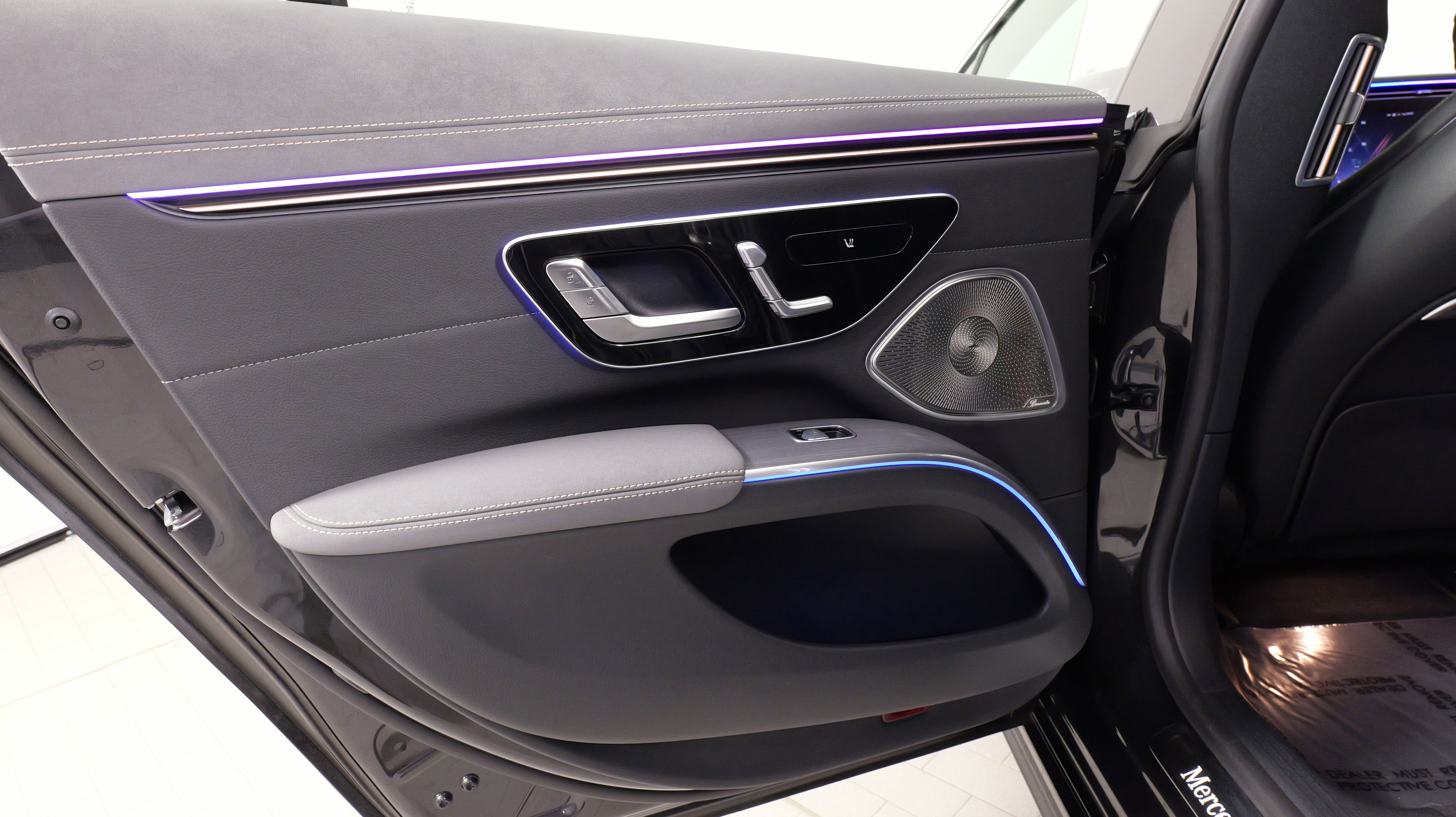 Used 2025 Mercedes-Benz EQS 580 EQS 580 4MATIC image 37