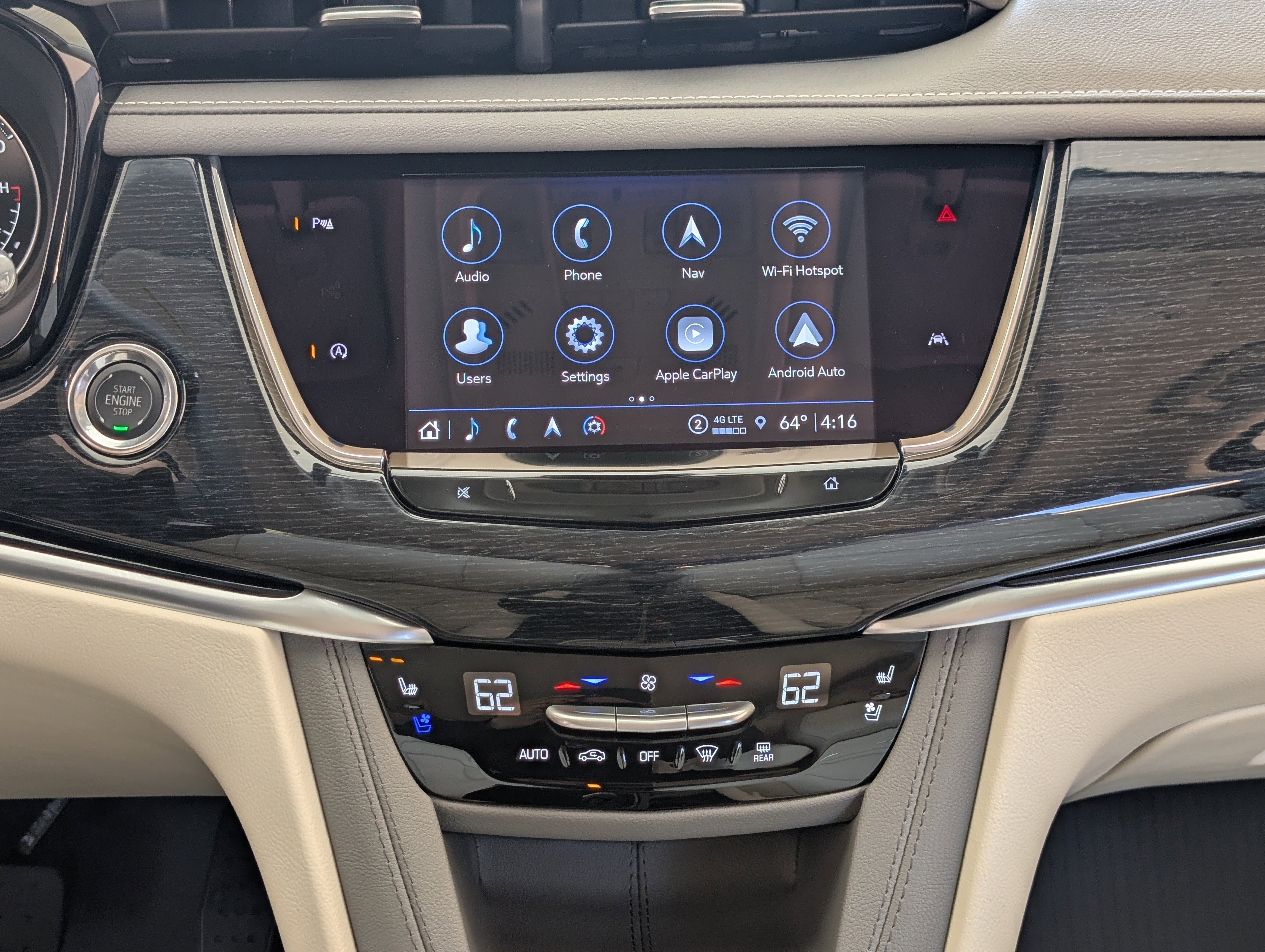 Used 2025 Cadillac XT6 Premium Luxury FWD image 25