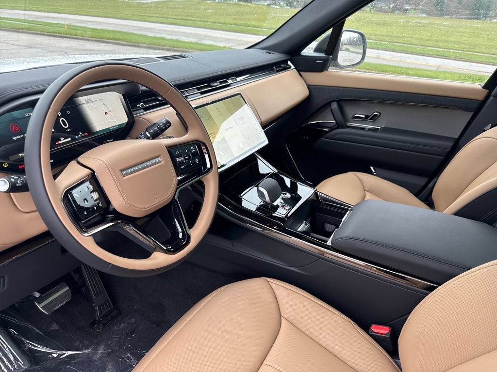 New 2026 Land Rover Range Rover Sport Dynamic SE AWD/4WD image 11