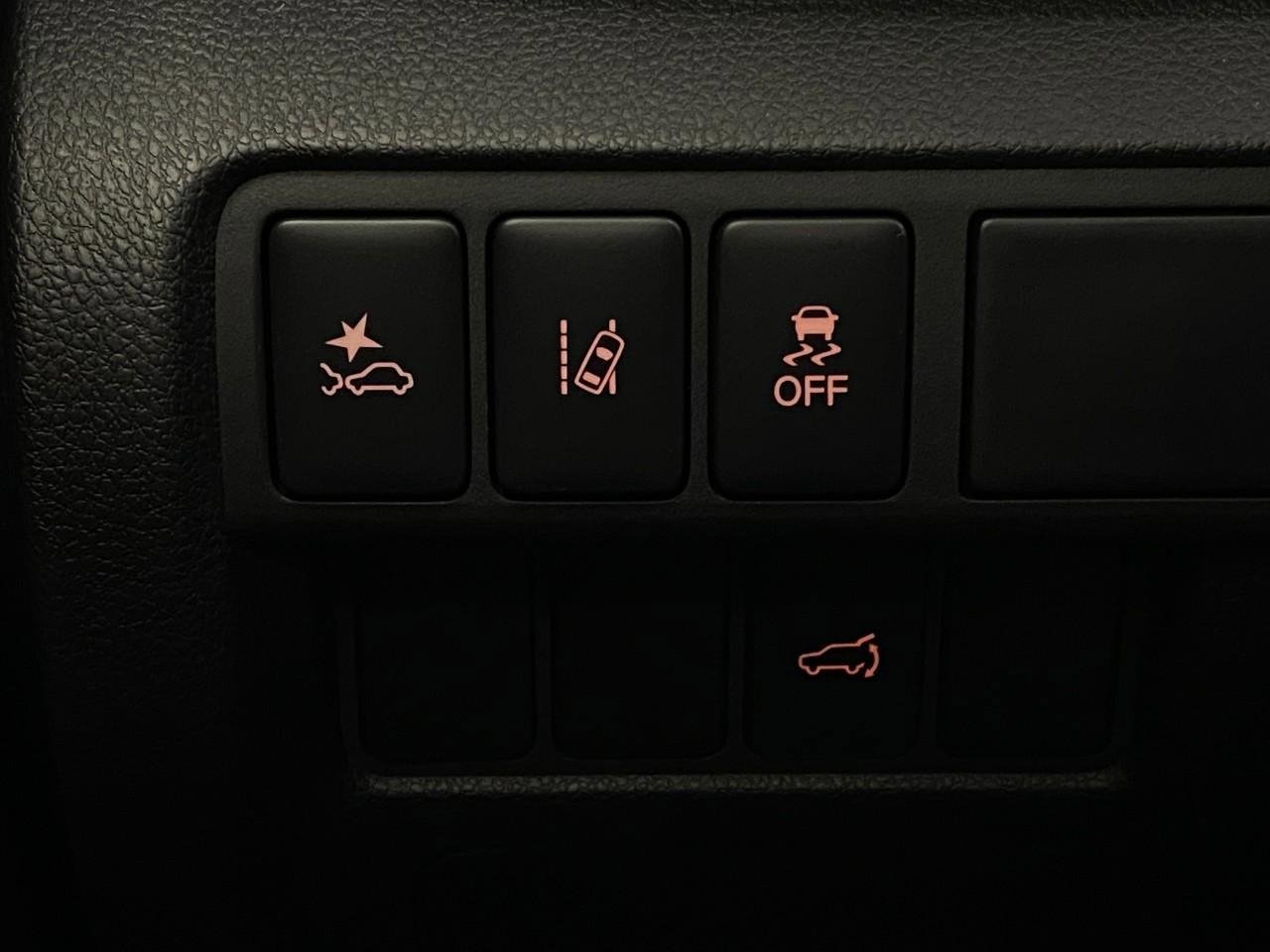 New 2026 Mitsubishi Eclipse Cross SEL image 14