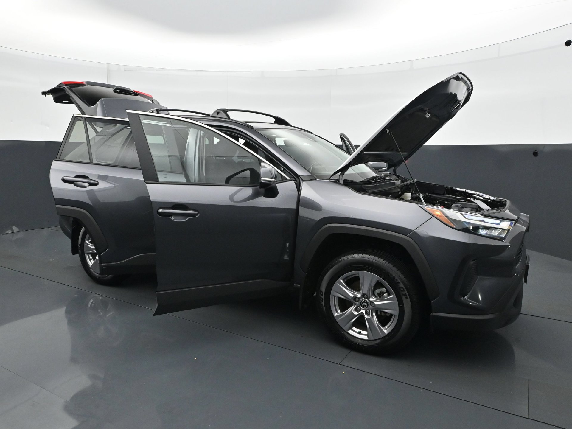 Used 2025 Toyota RAV4 XLE w/ Convenience Package AWD/4WD image 38