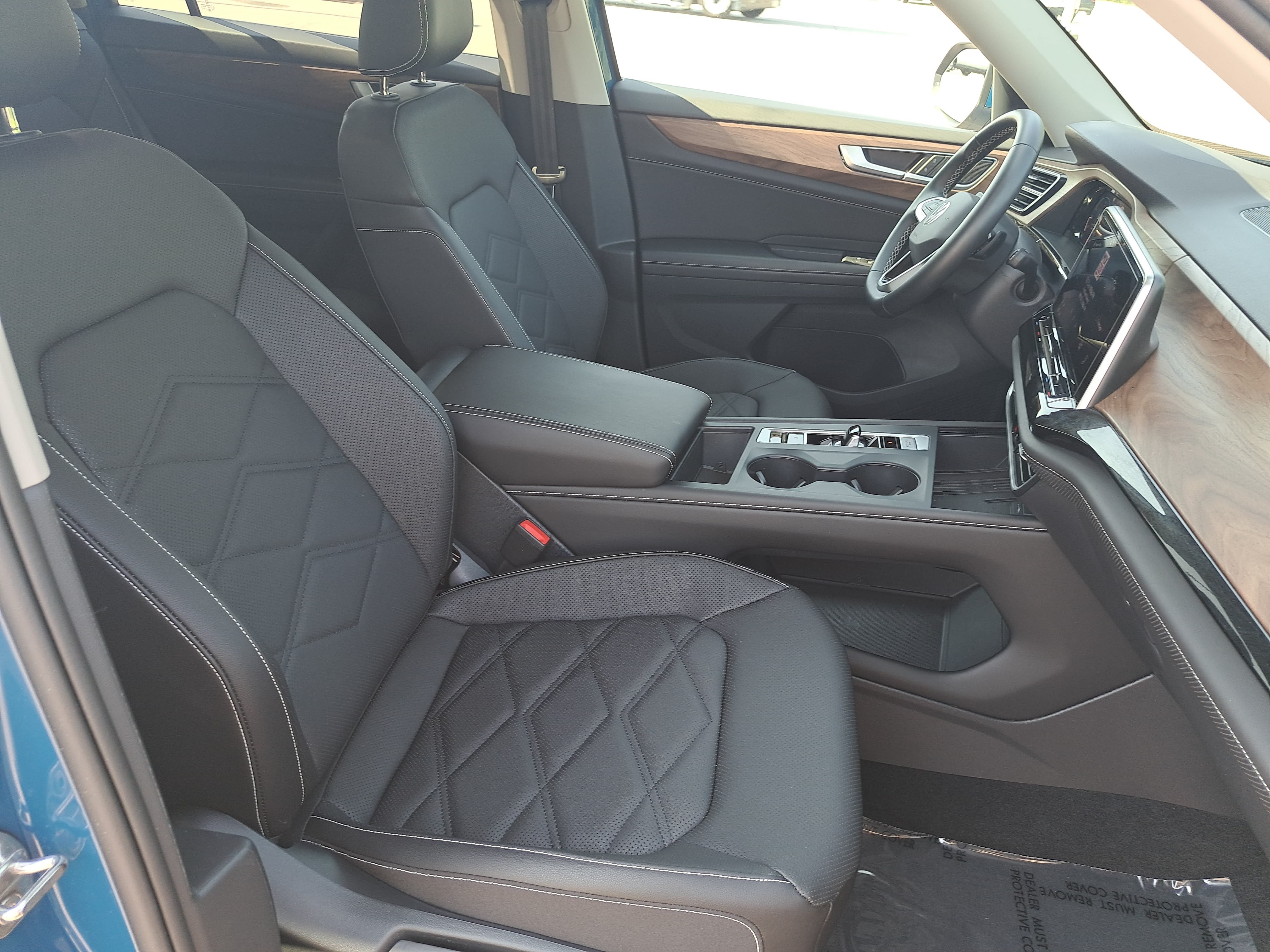 Used 2026 Volkswagen Atlas SE FWD image 10