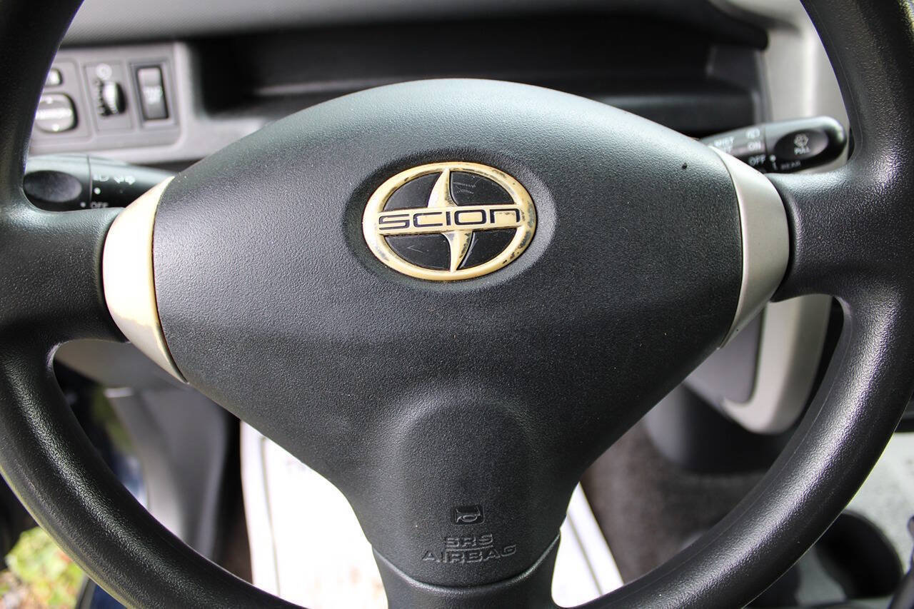 Used 2005 Scion xB FWD image 24