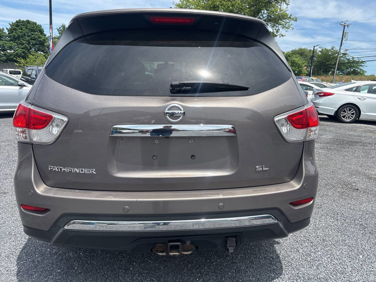 Used 2013 Nissan Pathfinder SL FWD image 8