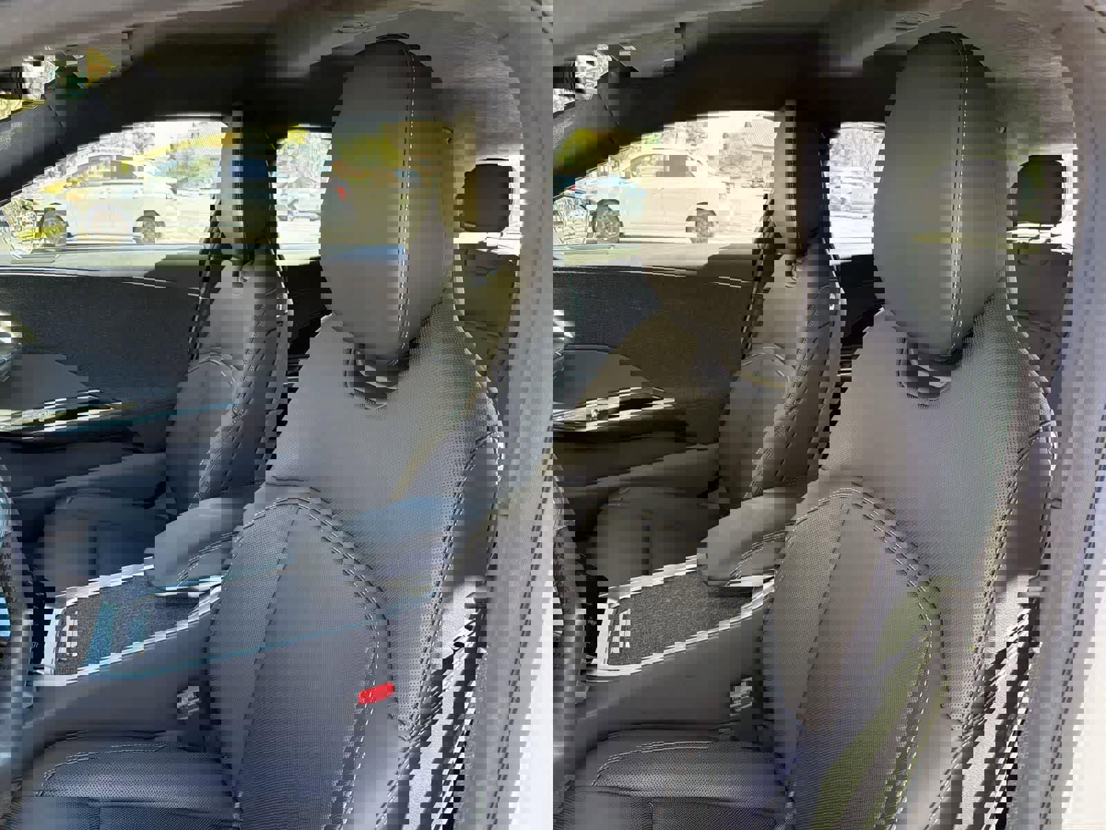 Used 2023 Lucid Air Pure image 25