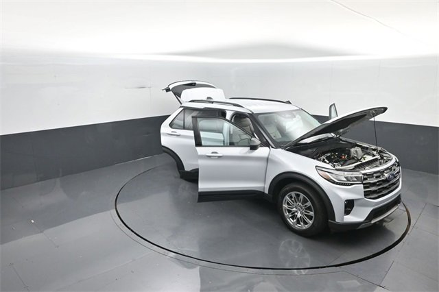 New 2026 Ford Explorer Active w/ Active Comfort Package image 35