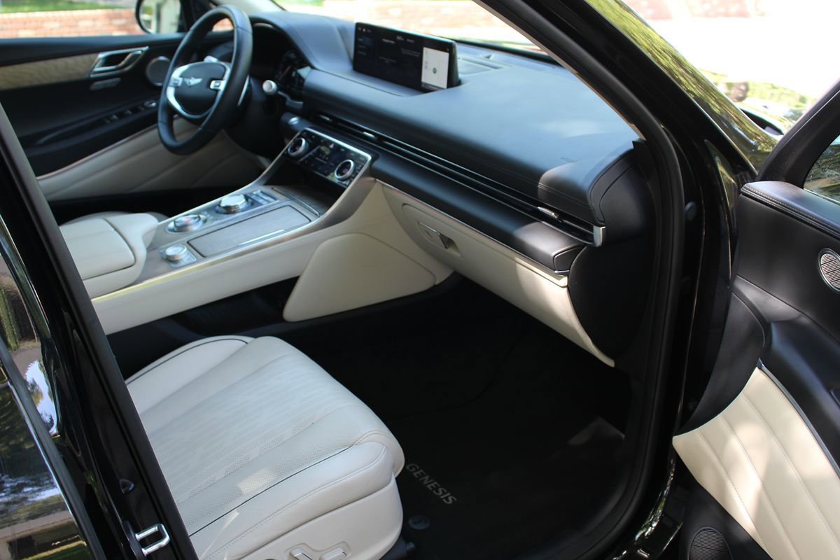 Used 2023 Genesis GV80 2.5T w/ Prestige 20" Package AWD/4WD image 24