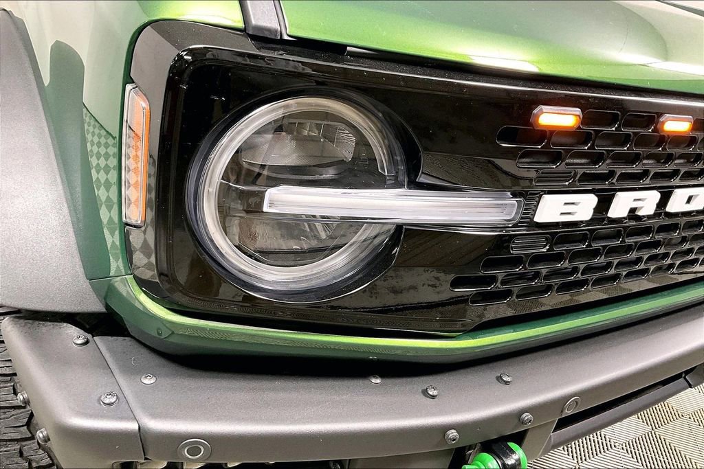 Used 2023 Ford Bronco Wildtrak image 28