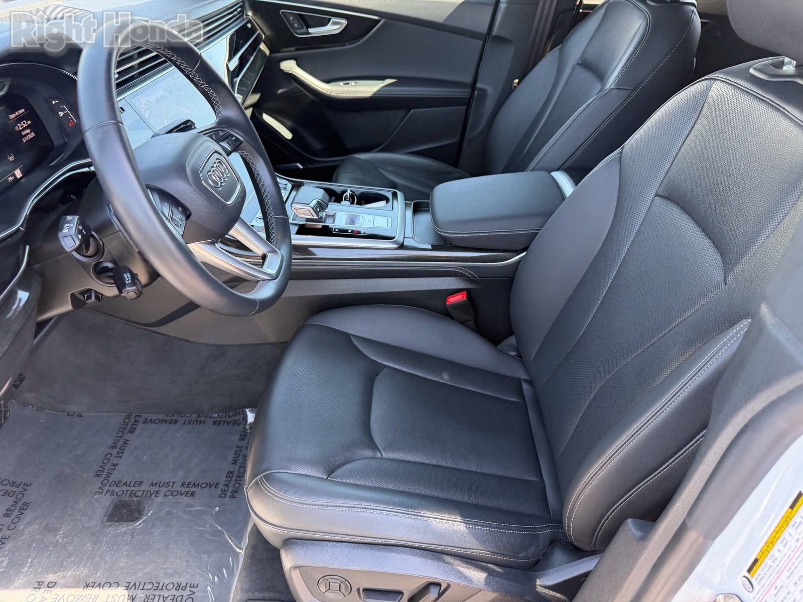 Used 2025 Audi Q8 Premium Plus w/ Premium Plus Package AWD/4WD image 17