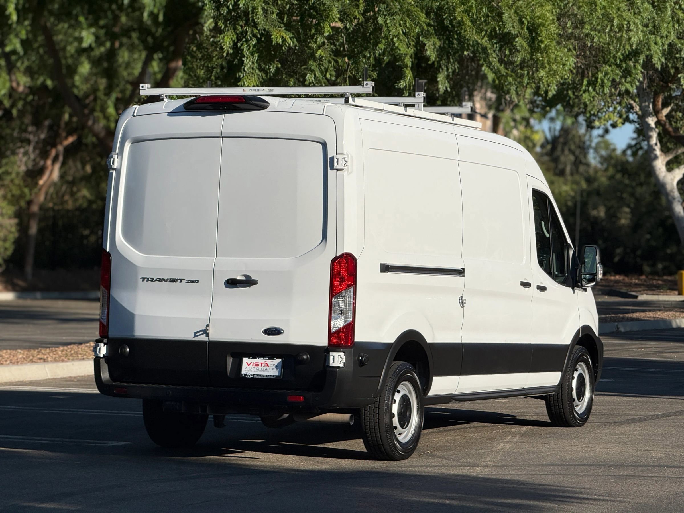 Used 2024 Ford Transit 250 148 Medium Roof w/ Load Area Protection Package RWD image 5