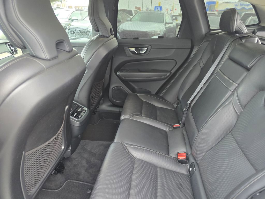 Used 2021 Volvo XC60 T6 Inscription AWD/4WD image 26