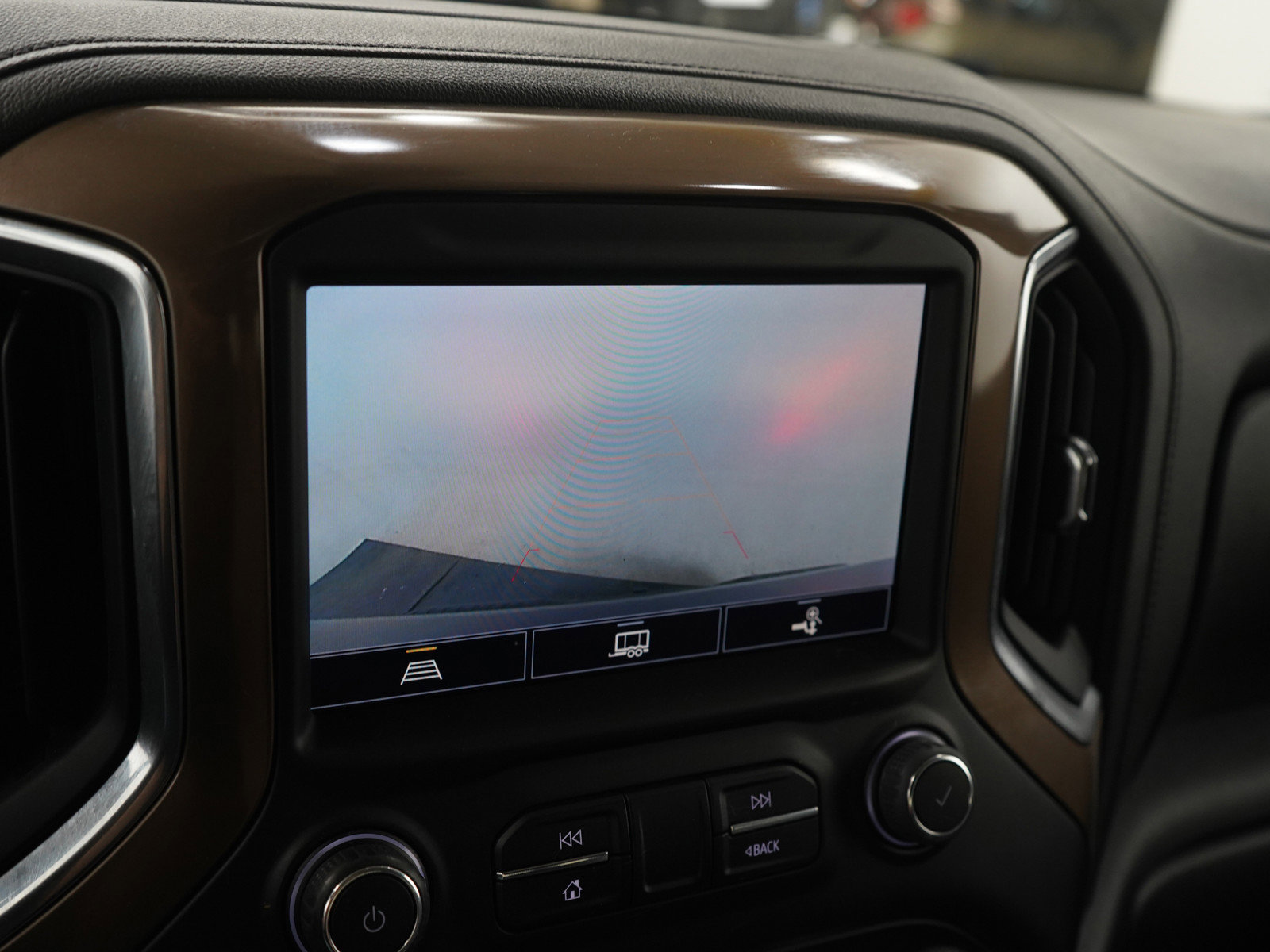 Used 2022 Chevrolet Silverado 1500 High Country AWD/4WD image 21