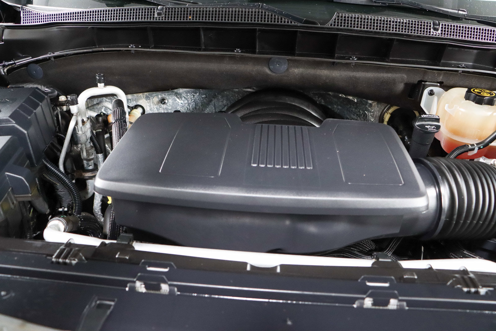 Used 2022 Chevrolet Tahoe Z71 w/ Luxury Package AWD/4WD image 36