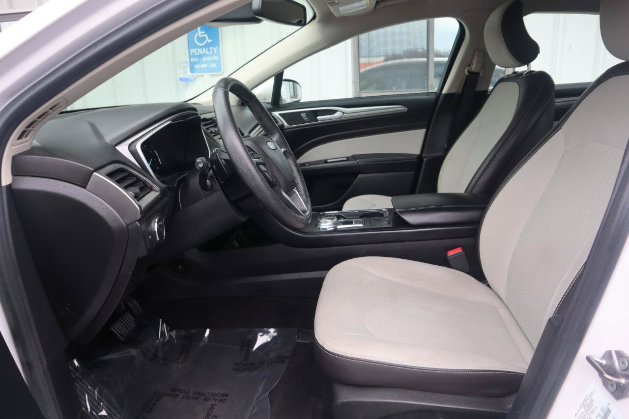 Used 2019 Ford Fusion SE w/ Equipment Group 151A FWD image 54