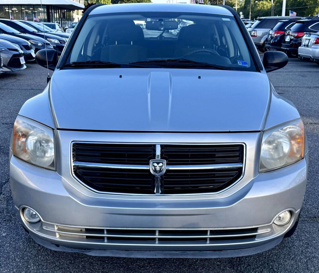Used 2012 Dodge Caliber SXT FWD image 2