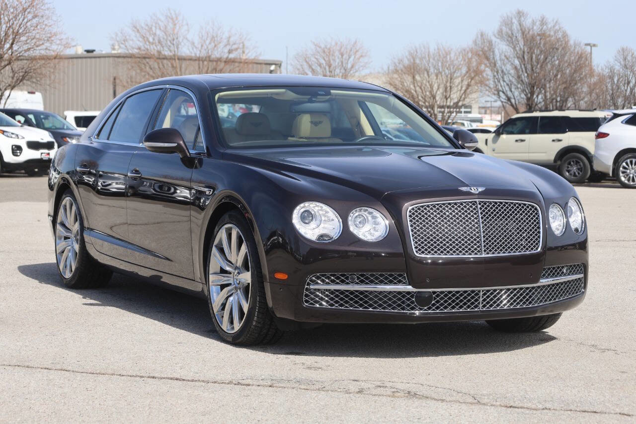 Used 2016 Bentley Flying Spur W12 image 4
