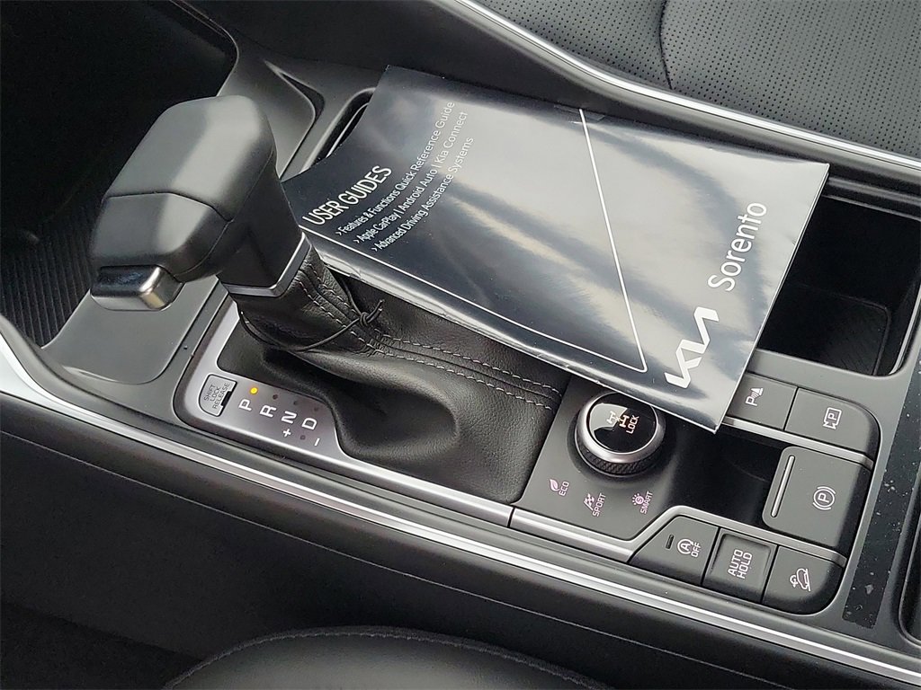 New 2025 Kia Sorento EX w/ Panoramic Sunroof Package image 17