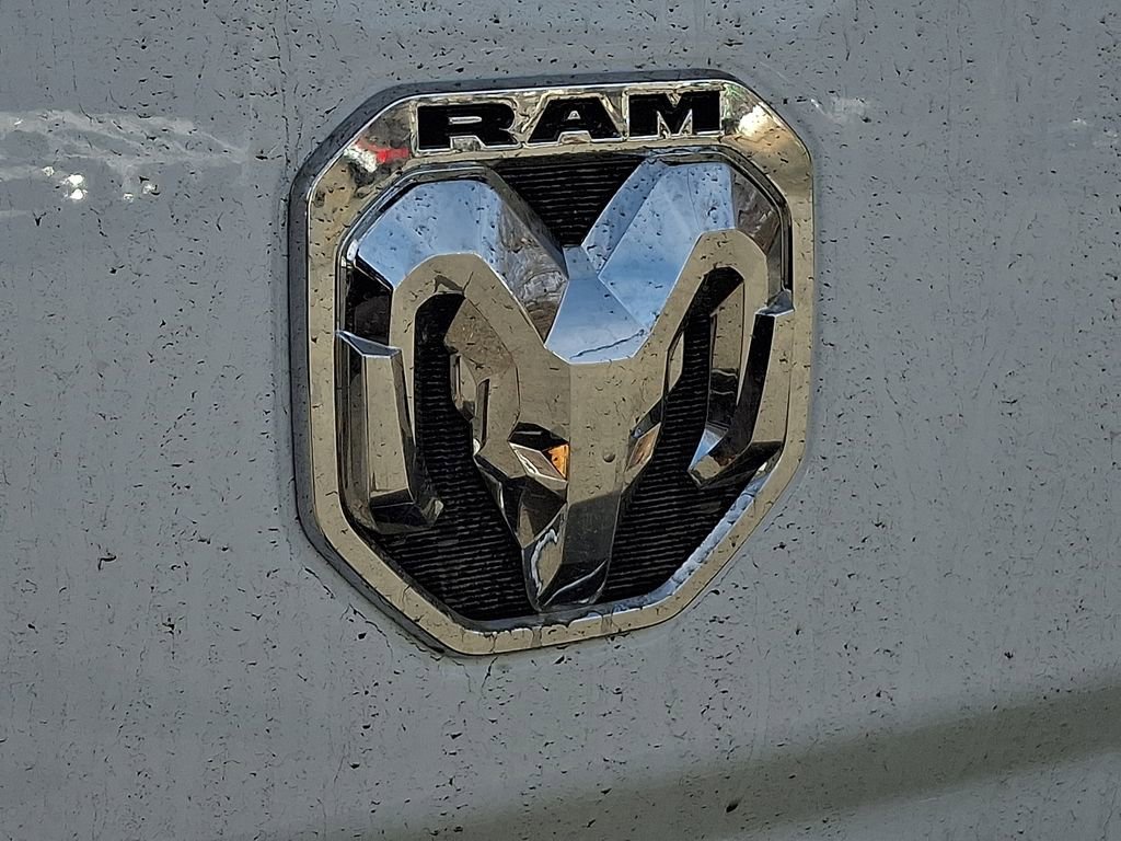 Used 2024 RAM 2500 Tradesman w/ Chrome Appearance Group image 30