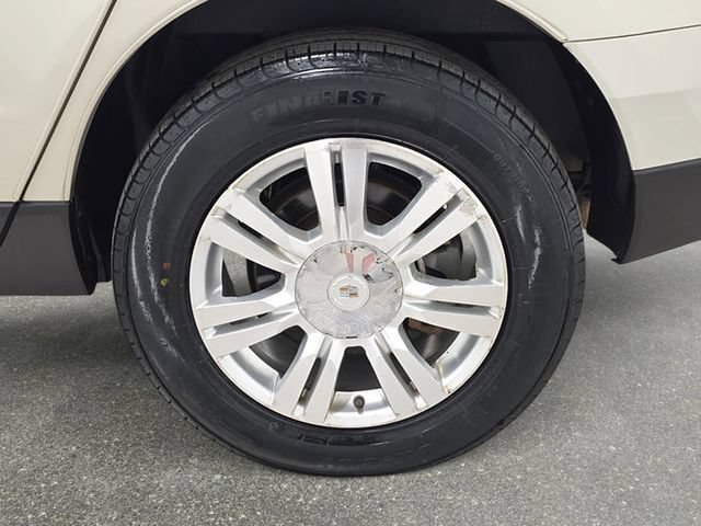 Used 2014 Cadillac SRX Luxury w/ Driver Awareness Package AWD/4WD image 30