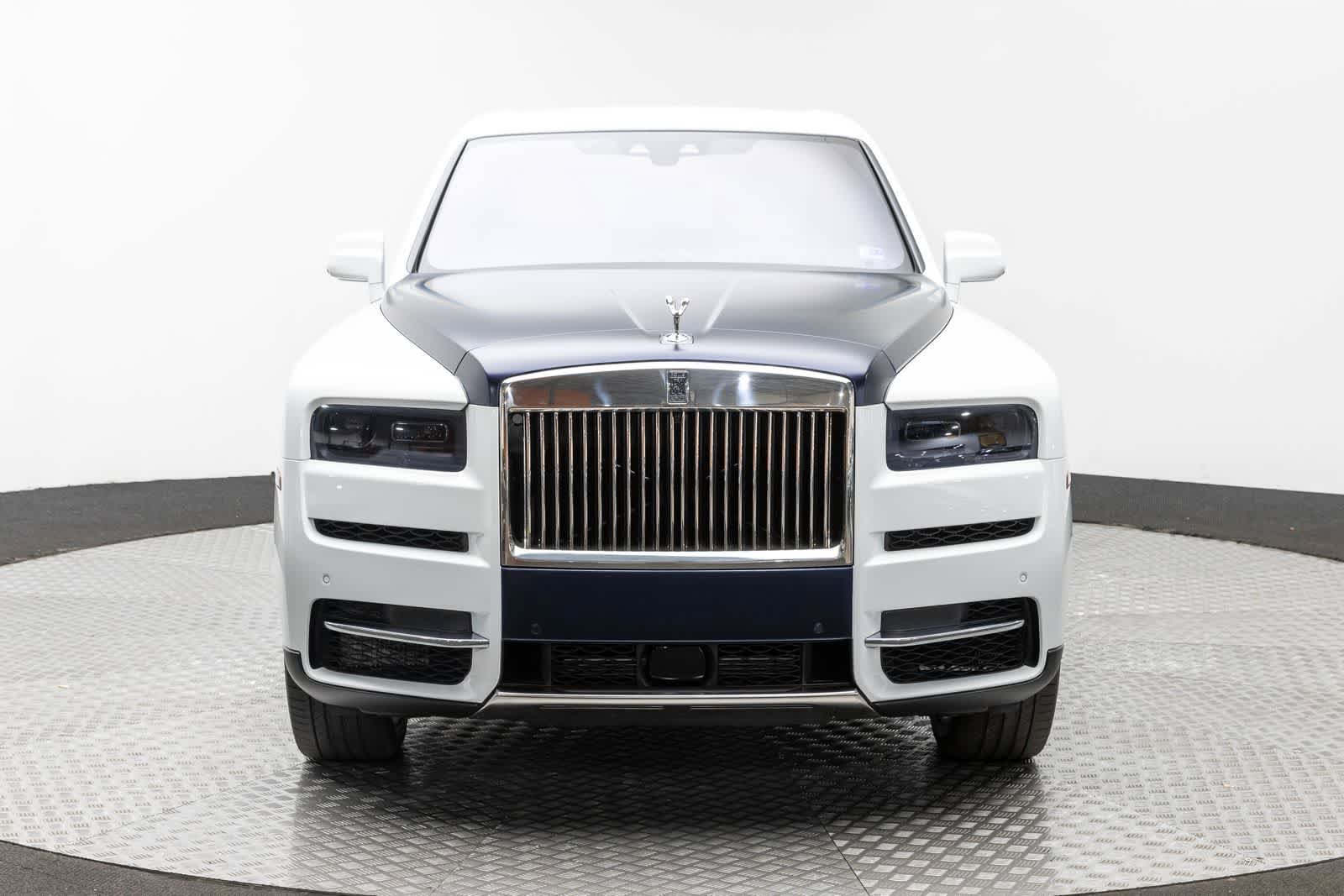 Used 2023 Rolls-Royce Cullinan w/ Cullinan Package image 6