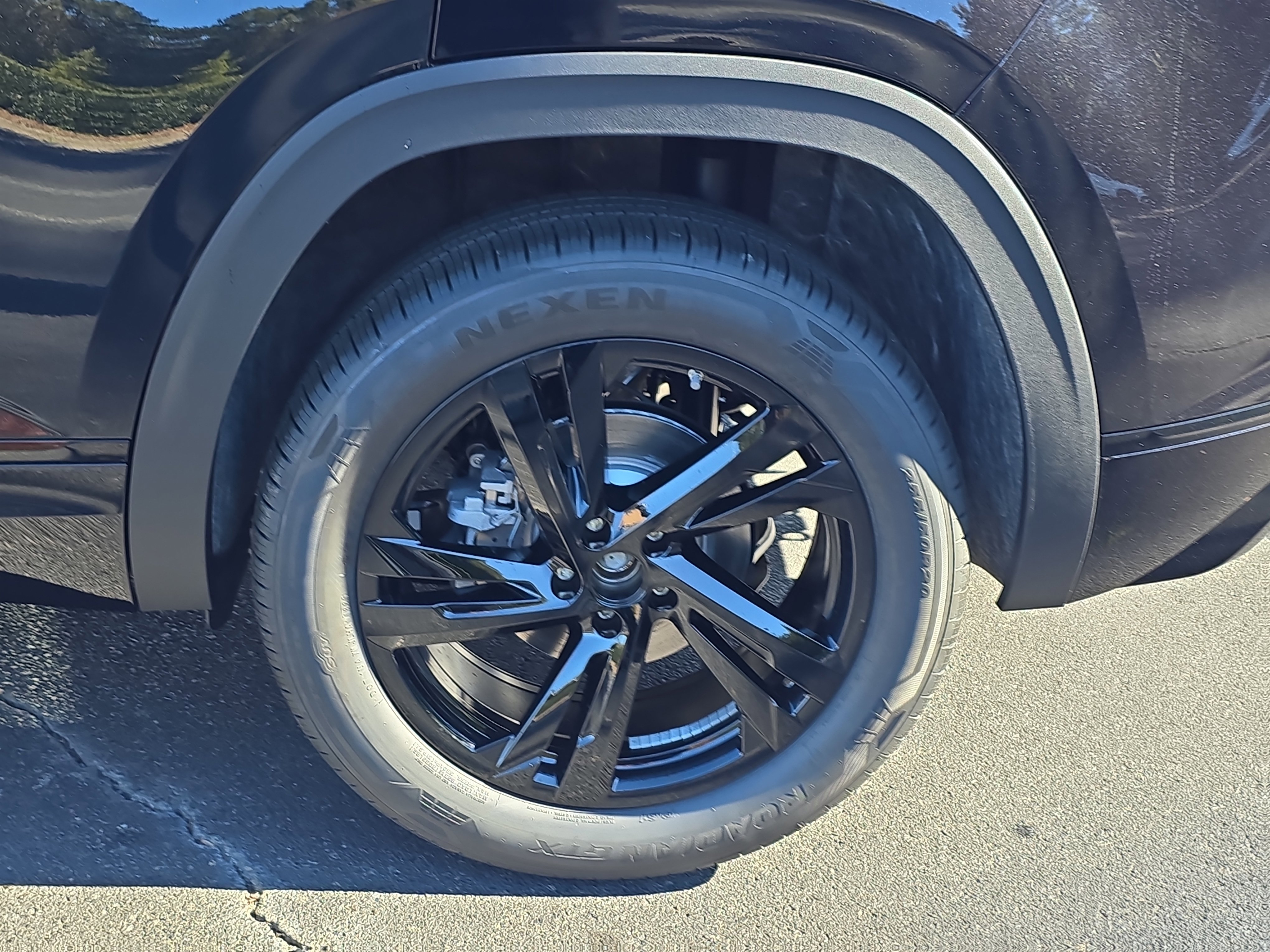 New 2026 Volkswagen Atlas Cross Sport SEL R-Line image 33
