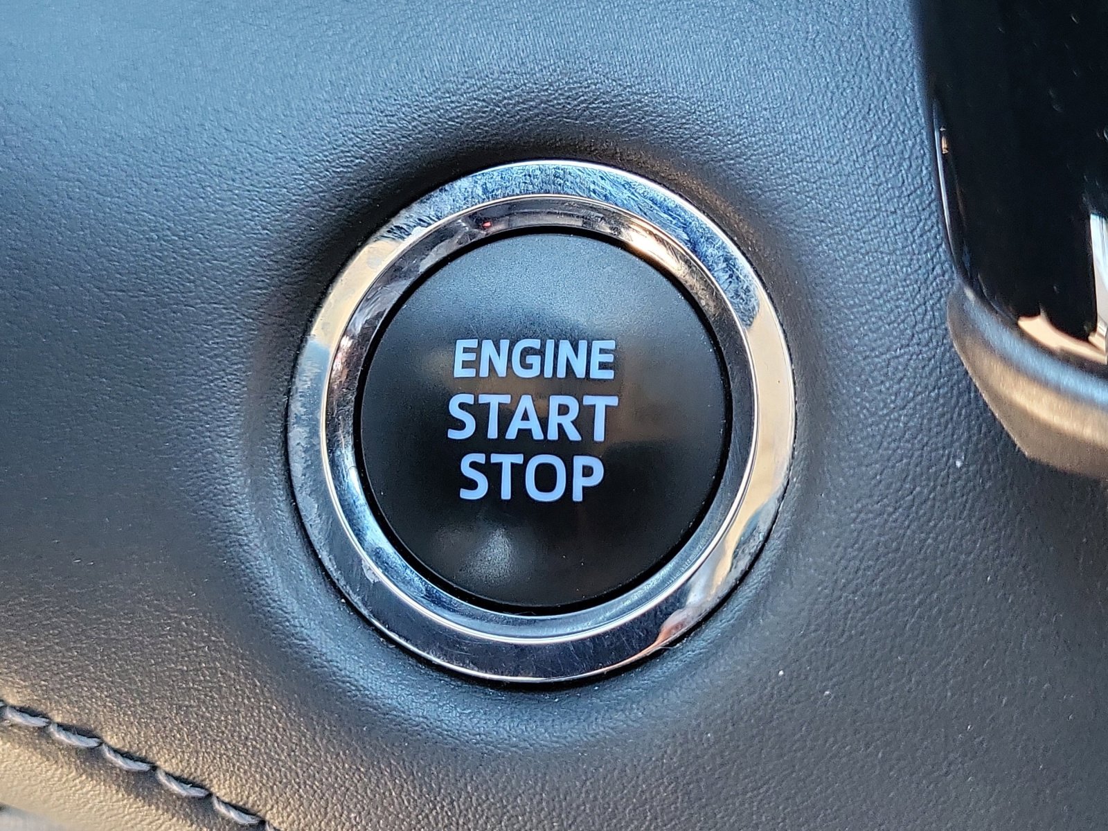 Used 2022 Toyota Highlander XLE image 18