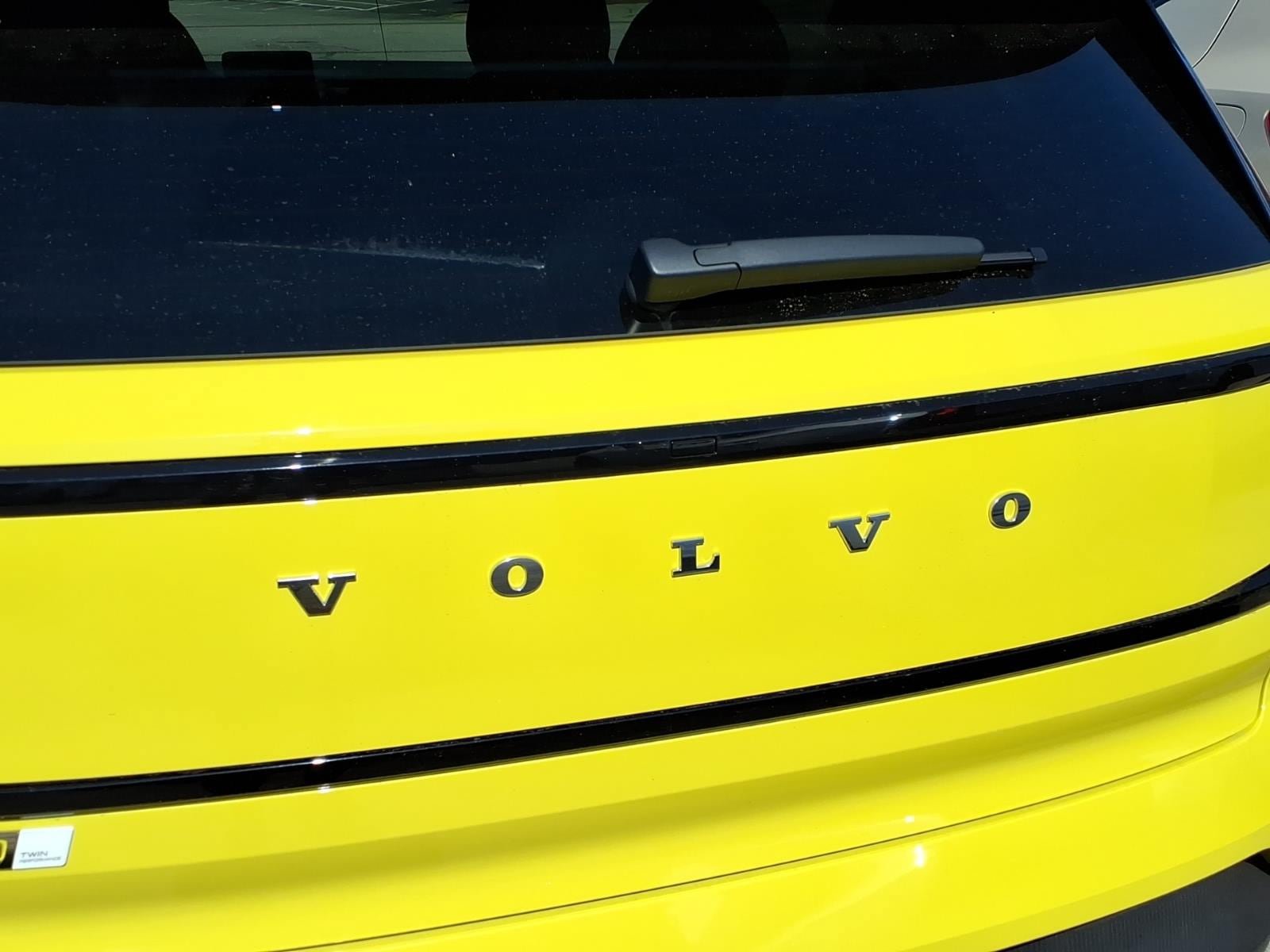 Certified 2025 Volvo EX30 Plus w/ Climate Package AWD/4WD image 6