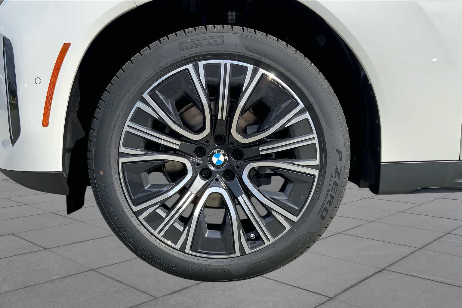 New 2026 BMW X3 xDrive30i w/ Convenience Package AWD/4WD image 11
