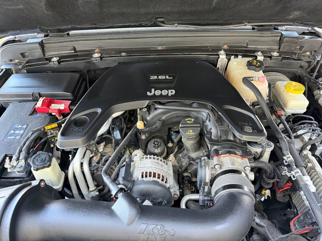 Used 2019 Jeep Wrangler Unlimited Rubicon AWD/4WD image 20