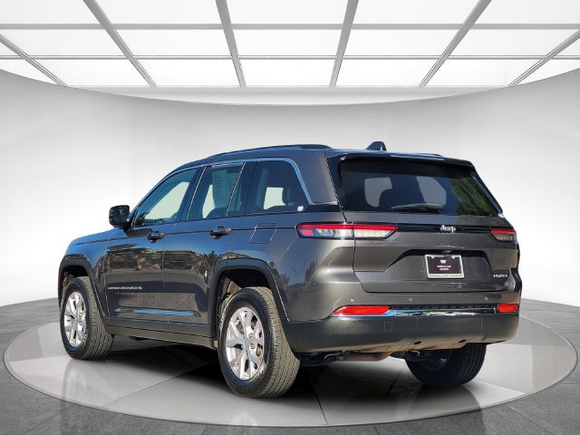 Used 2022 Jeep Grand Cherokee Limited RWD image 6