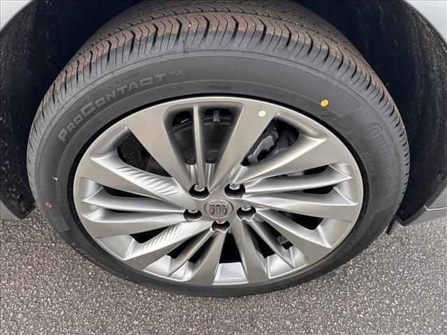 New 2026 Buick Envision Avenir image 14