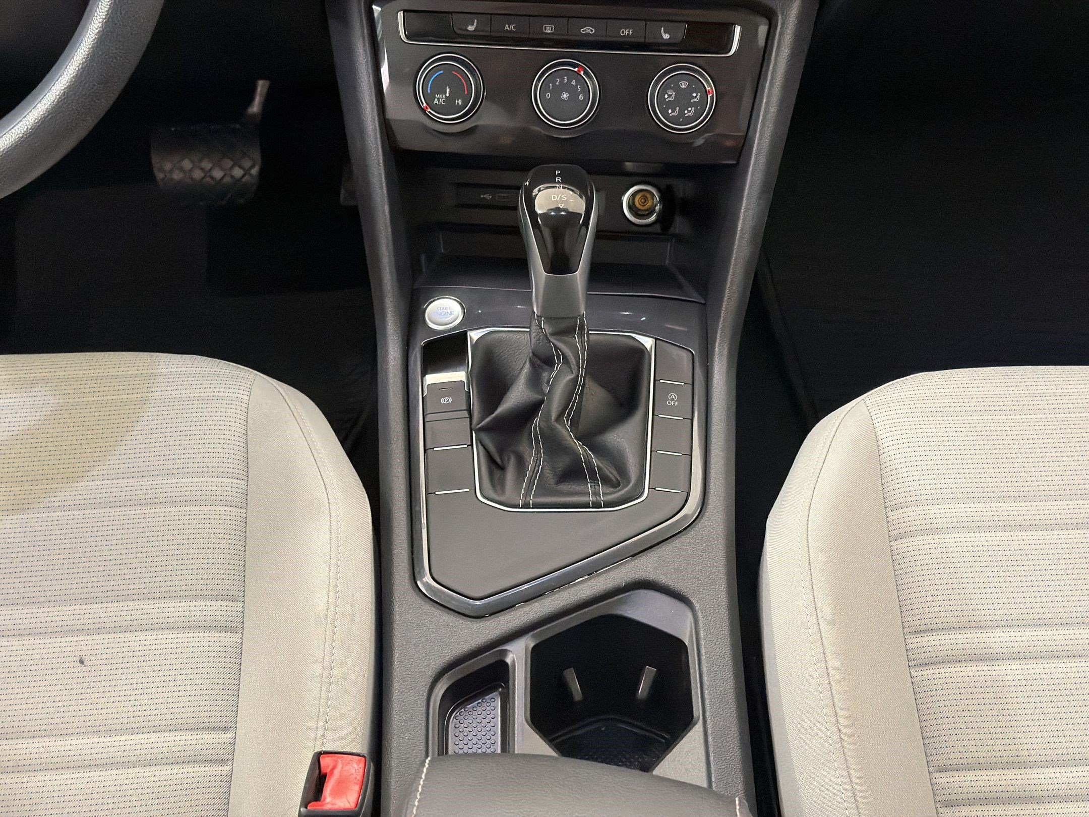 Used 2023 Volkswagen Tiguan S FWD image 17