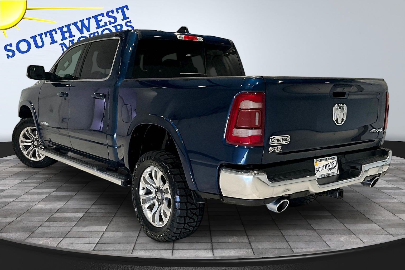 Used 2023 RAM 1500 Limited w/ Trailer Tow Group AWD/4WD image 5