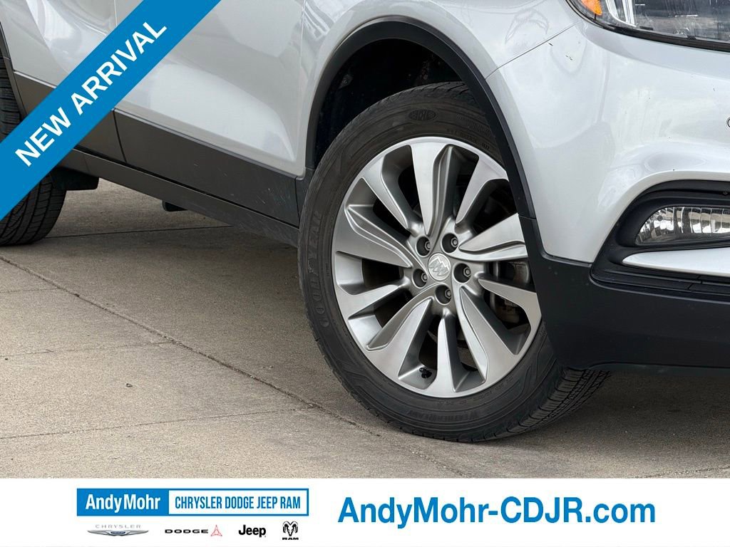 Used 2017 Buick Encore Premium image 10