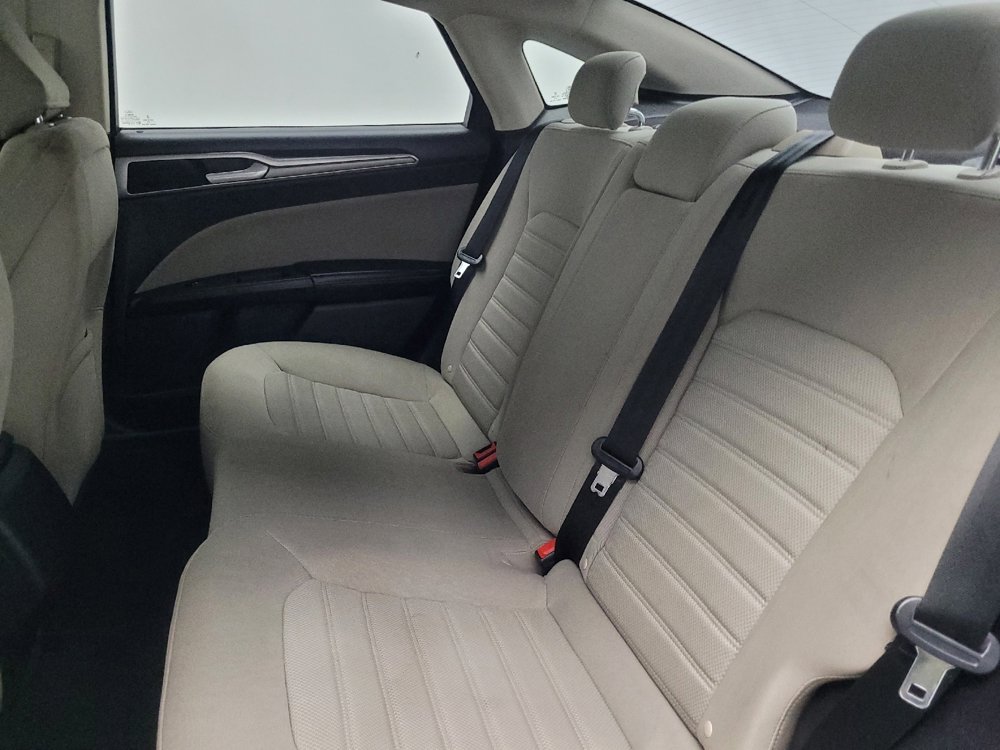 Used 2020 Ford Fusion S image 18