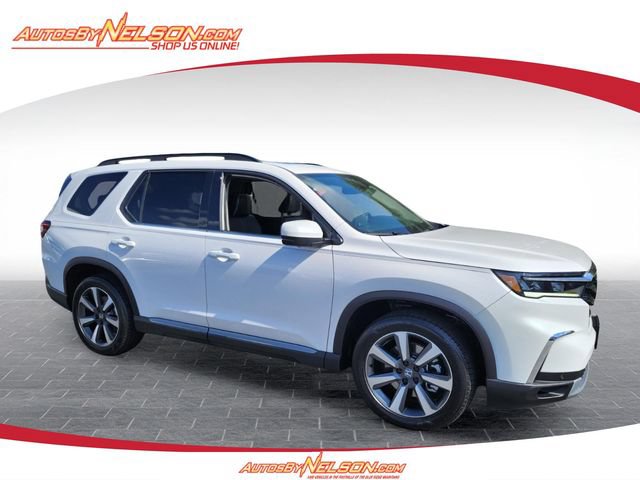Used 2025 Honda Pilot Elite image 1