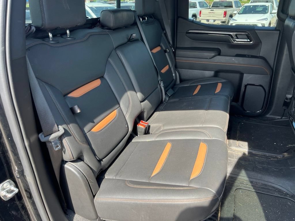 Used 2023 GMC Sierra 1500 AT4 w/ AT4 Premium Package AWD/4WD image 52
