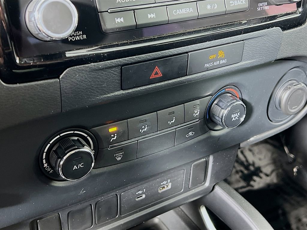 Used 2022 Nissan Frontier SV image 16
