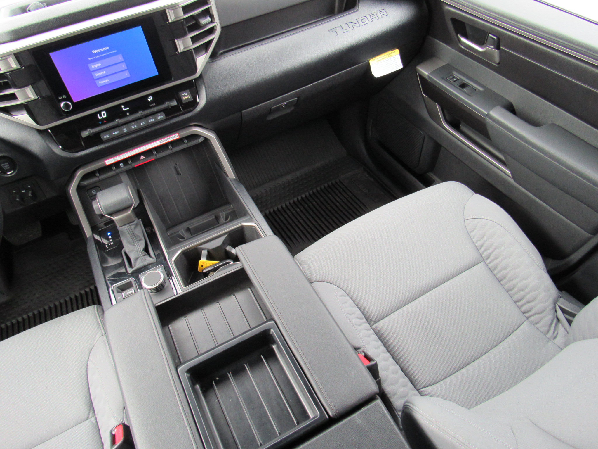 Used 2025 Toyota Tundra SR5 AWD/4WD image 32