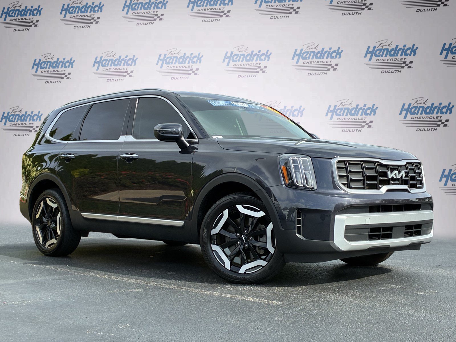 Used 2025 Kia Telluride S FWD video 2
