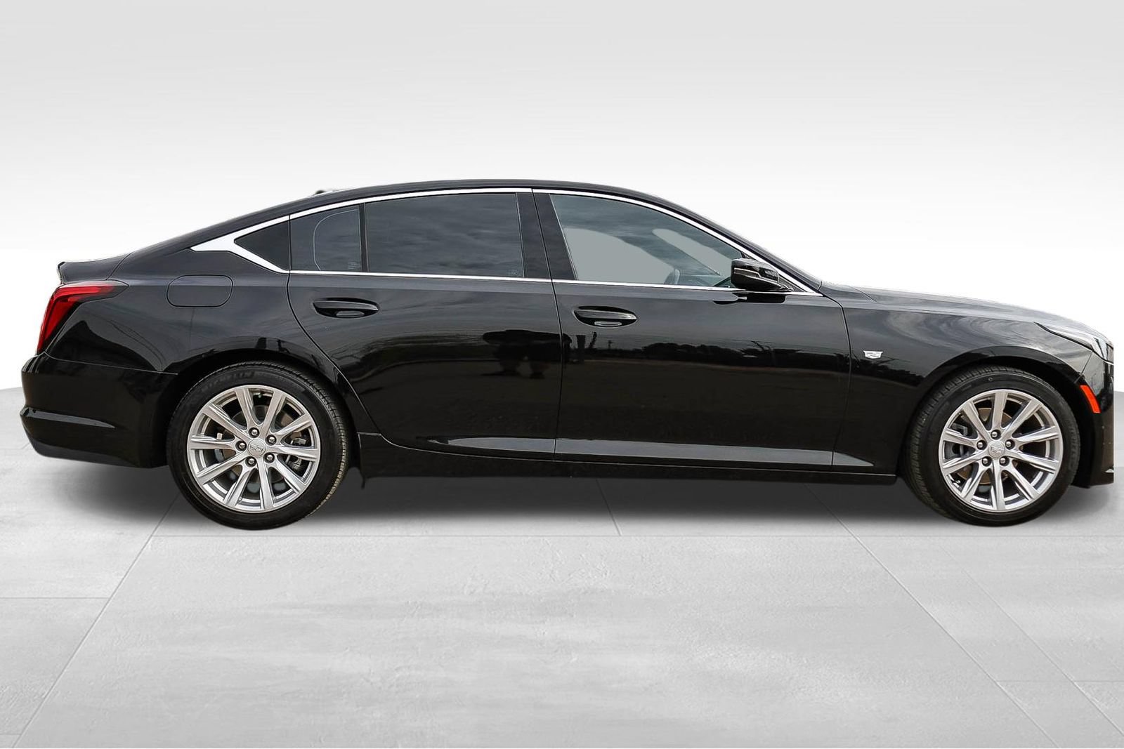 Used 2024 Cadillac CT5 Luxury w/ Sun And Sound Package RWD image 4