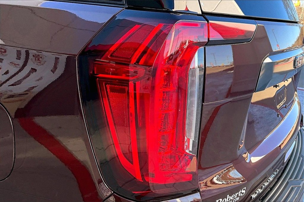 Used 2023 GMC Yukon XL AT4 w/ AT4 Premium Plus Package image 22
