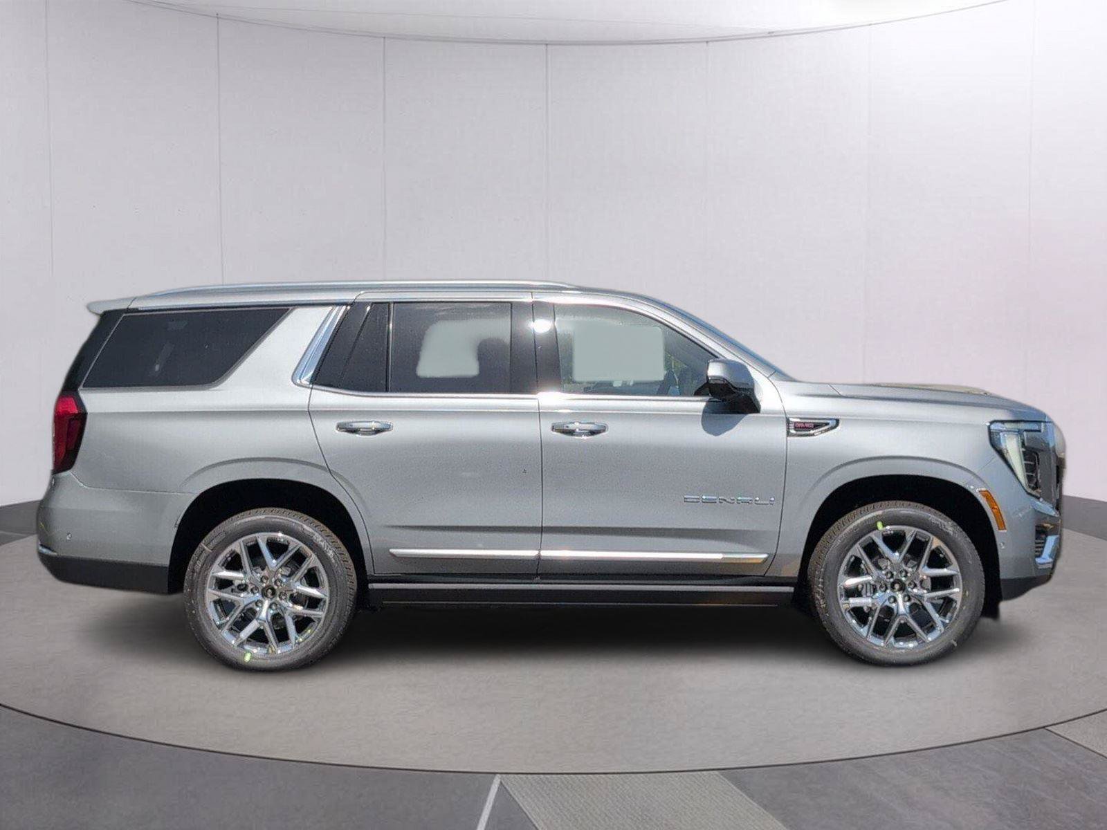 New 2026 GMC Yukon Denali w/ Denali Reserve Package AWD/4WD image 7