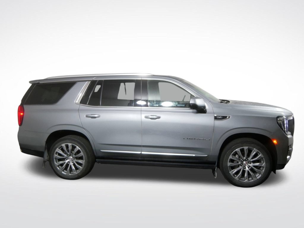 Used 2023 GMC Yukon Denali AWD/4WD image 2